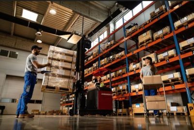 Warehouse Safety Tip: Invest in a Forklift For Your Colorado Business